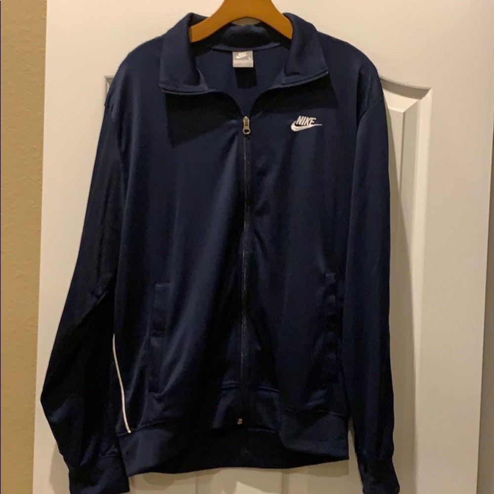Men’s Nike zip-up light jacket